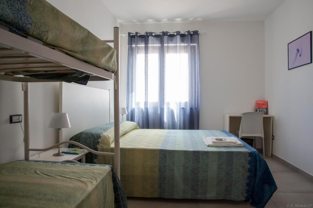 B&B Agata E Gli Altri 托尔托利 外观 照片